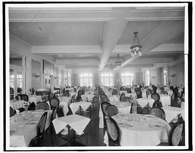 A photo of the new dining room Hotel Champlain circa 1911