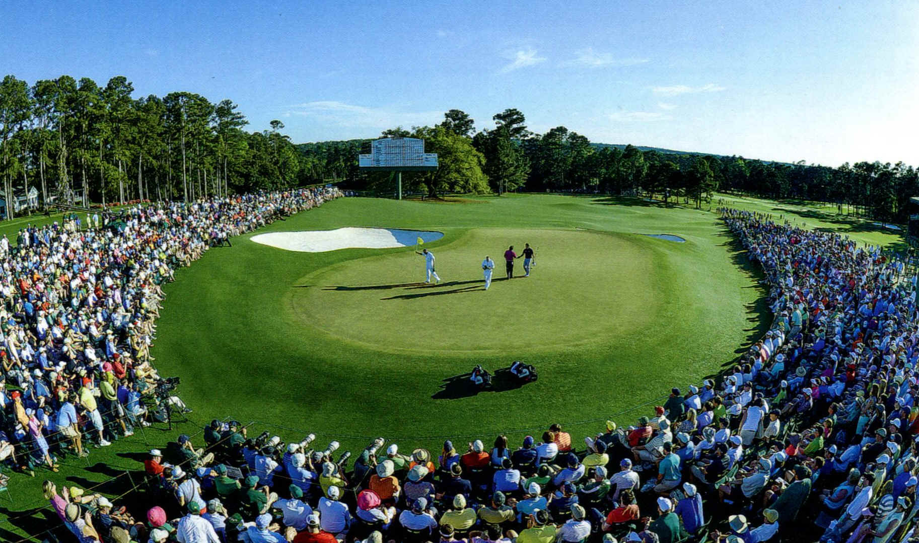 A photo of the 18th green on the Augusta National Golf Course.