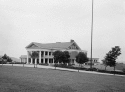 A vintage photo of the clubhouse owned by the Pittsburgh Golf Club.