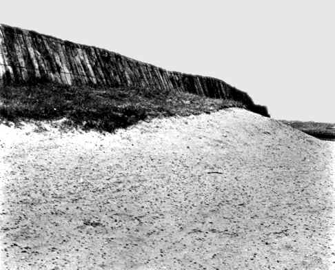 A vintage photo of the Cardinal Bunker on the Preswick Golf Links.